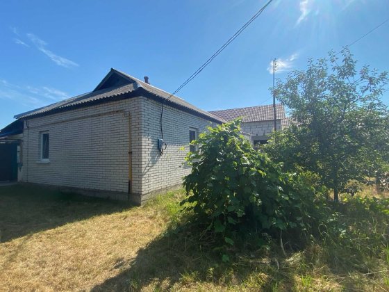 Одноповерховий будинок - дача с. Дмитрівка Дмитровка