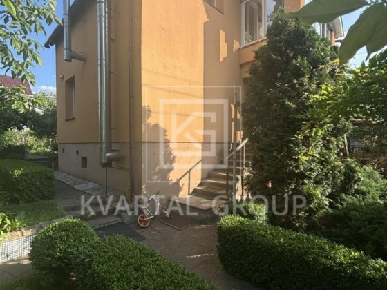 Будинок з ремонтом! Готовий до блекауту з бомбосховищем Забуччя