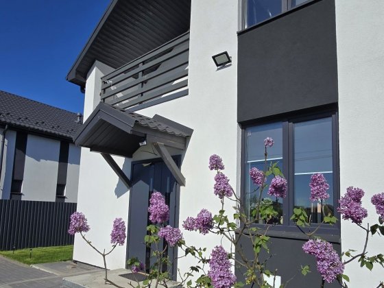 Будинок Зазим'я з ремонтом Зазимье