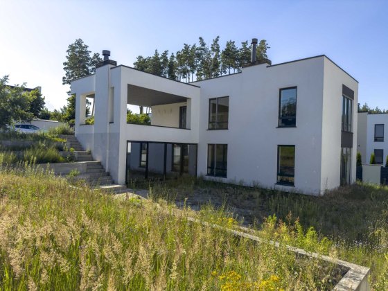 Продаж будинку 230 м2 з ремонтом котеджне містечко Белгравія Дмитровка