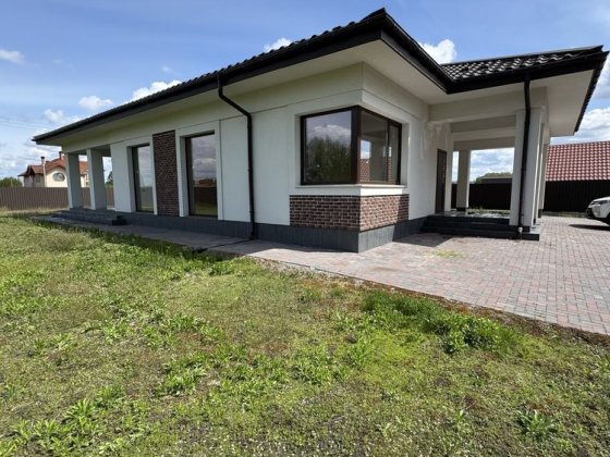 Одноповерховий будинок Зазимье