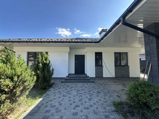 Класний одноповерховий будинок, газифікований. 120 тисяч Іванковичі