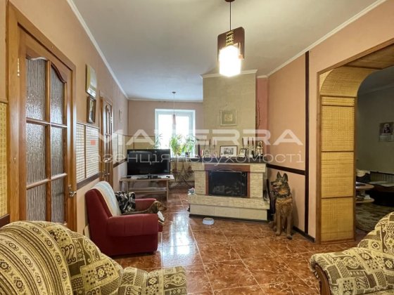 Колонщина продам добротний двохповерховий будинок 178м2 Колонщина