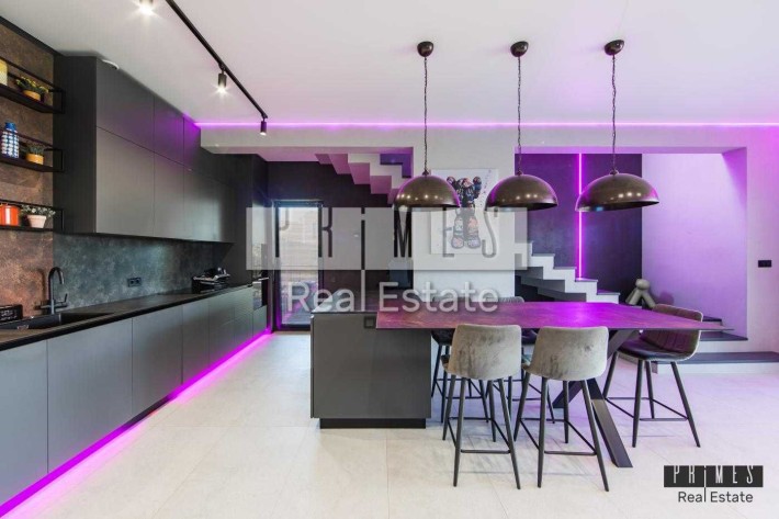 Продажа дома с бассейном, 5к 180м2, КГ На Счастливой, Крушинка - фото 1