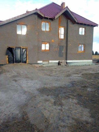 Продається новозбудований будинок 430 м2 без ремонту 23 км від Києва. - фото 1