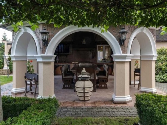 Лютіж, Продаж будинку в мальовничому і тихому місці Лютеж