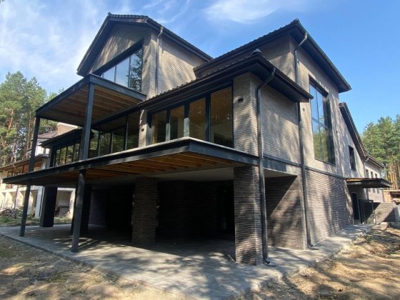 Котедж 650 м² з власним БОМБОСХОВИЩЕМ + 17 соток, КМ Riviera Village Лебедівка