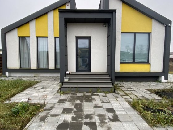 Будинок з новим ремонтом, купуй по сертифікату за зруйноване житло Микуличи