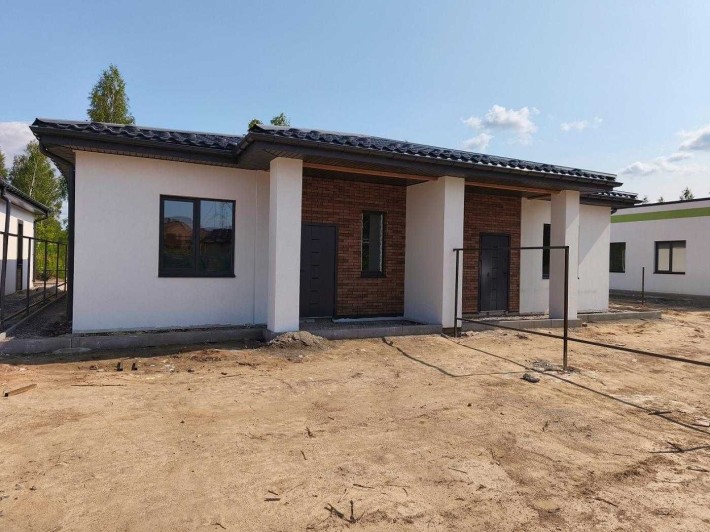 Готовий одноповерховий дуплекс 80 м.кв. 2.3 сотки Газ - фото 1