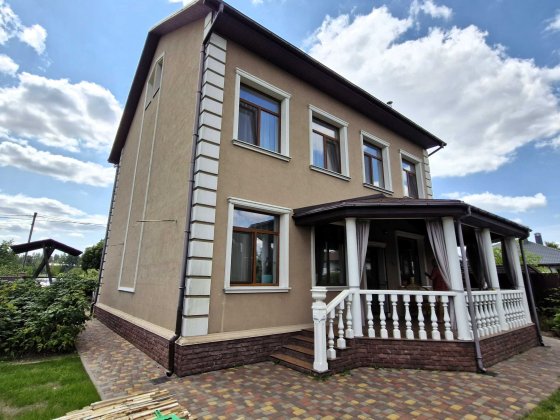 Просторий будинок 285 м2 8 сот. с. Нове, Фастівський р-н, Відео огляд Новое