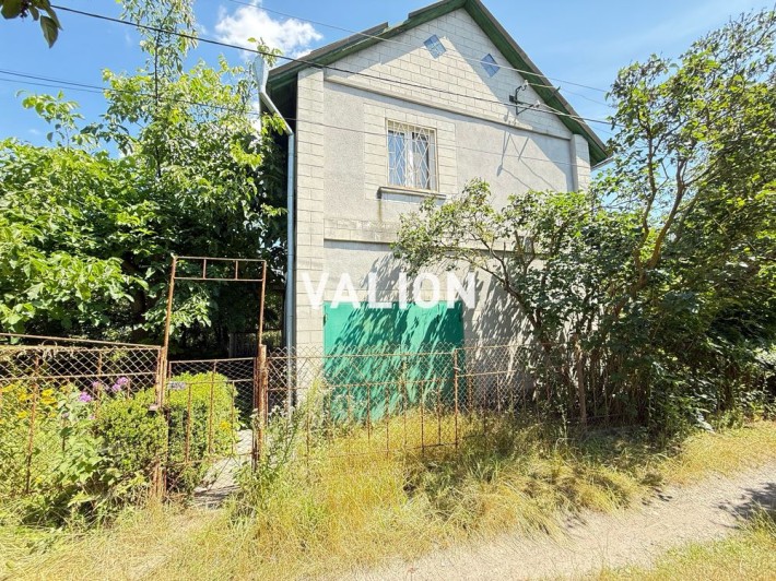 Продаж дачного будинку с. Нові Безрадичі - фото 1