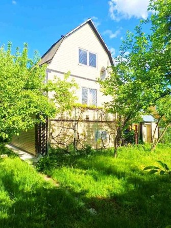 Продам дачу с. Нові Безрадичі. Гараж,сад,ліс,озеро - фото 1