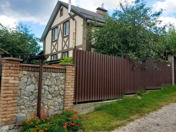 Буча. Сучасний будинок з ремонтом Буча