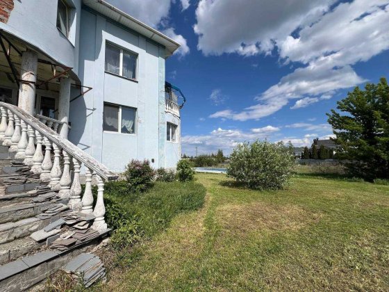 Продаж дачі 5 кімнат 429,8м2 басейн Михайлівка-Рубежівка