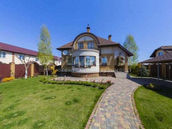 Продаж будинку в селі Осещено 360+100 кв з власним бомбосховищем без.% Осещина