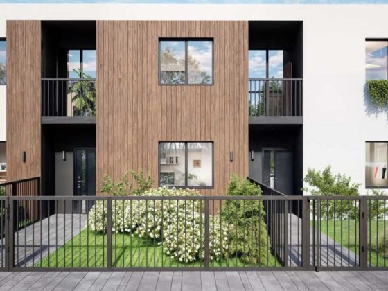 Двоповерховий сітіхаус Петропавлівське