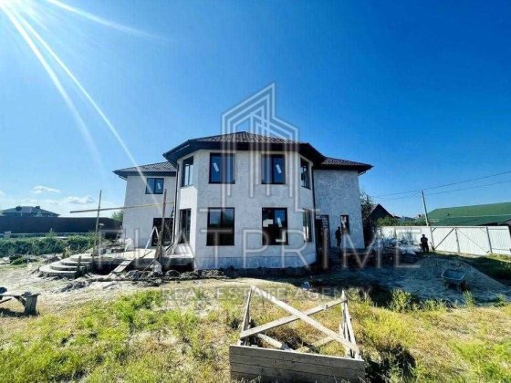 Без% Продаж просторого будинку 360м2 в КМ Міжріччя. 15 км до Києва Осещина
