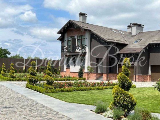 Конча Заспа, Плюты, Современный дом с бассейном на берегу Козинки Плюты