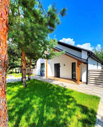 ТОП-продаж. Будинок у сосновому лісі.Ремонт.Всі комунікації. - фото 1