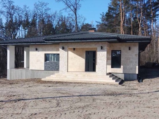 Коттедж в сосновому лісі 140м2 на 15сот Путровка