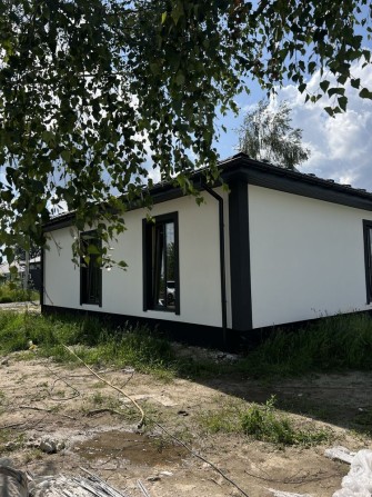 Поодаж будинків біля НВК Путрівський - фото 1