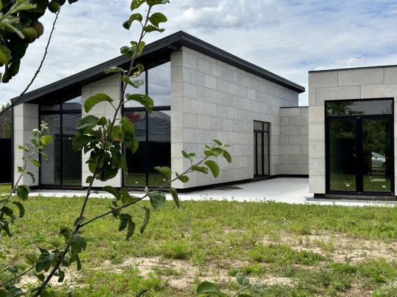 Стильний будинок на в'їзді в Ворзель. 160 000 $ Буча