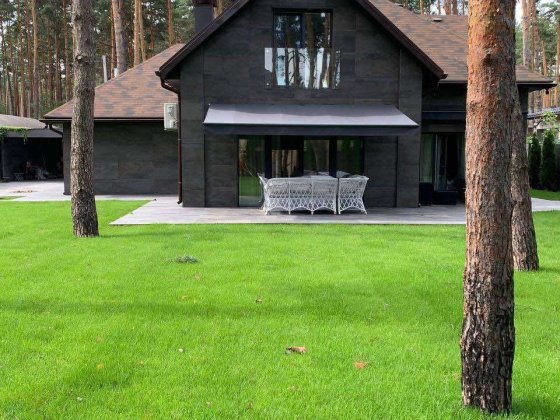 Сучасний будинок з ремонтом, меблями і технікою в елітному районі Бучі Буча