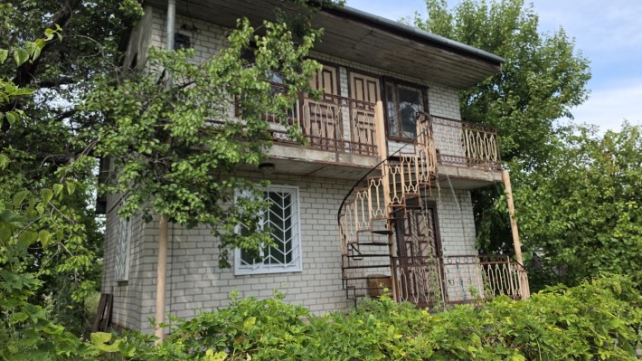 Дача с большим домом - фото 1