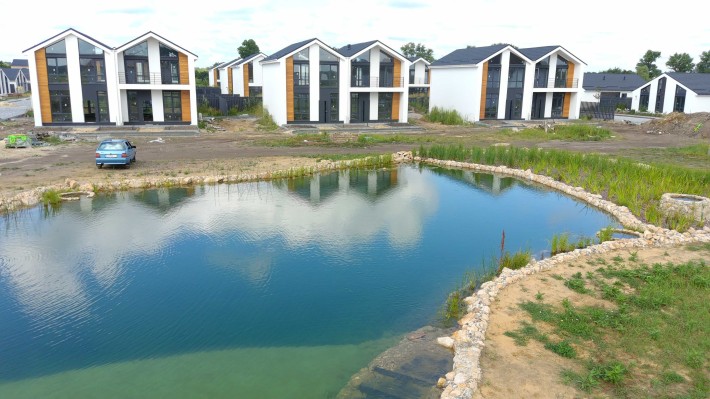 Готовий дуплекс 95 кв.м в Gardd House з видом на озером на території - фото 1