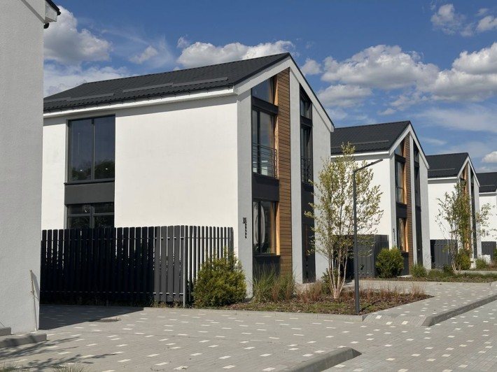 Котедж 106 кв.м з документами. 4,5 сотки землі. Можна в розстрочку - фото 1