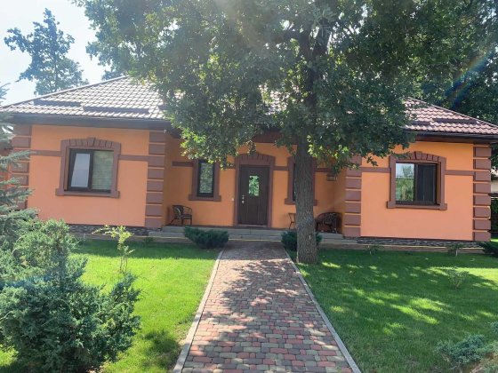 Готовий будинок в котеджному містечку! Рославичи