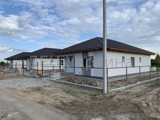 Будинок від забудовника в с. Щасливе Счастливое