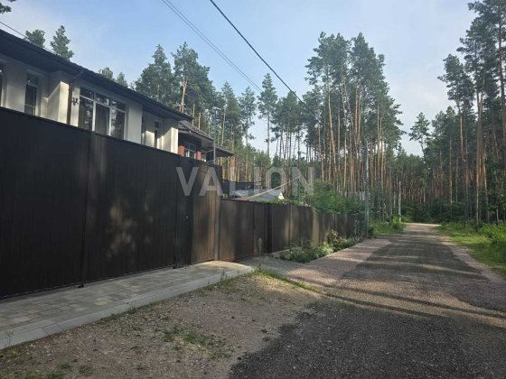 Без% Продаж сучасного таунхауса. Бортничі. Золоче. Счастливое
