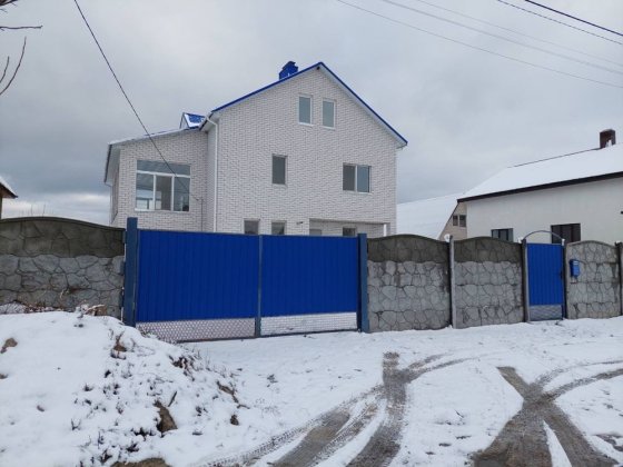 Будинок Фурси початок села Фурси