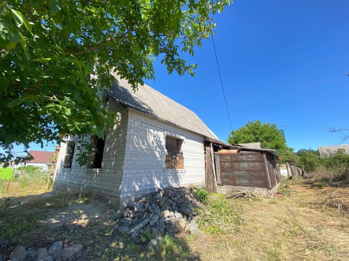 Продам будинок в селі Фурси - фото 1