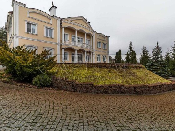 Продаж будинку з басейном, с. Хлепча, Васильківський р-н Хлепча