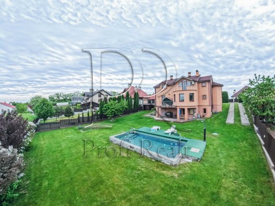 Без % продаж будинку с. Хотів, вул. Травнева, 20 хв до центру Хотов