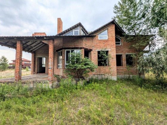 Будинок з червоної цегли з ділянкою 12 соток, с. Хотянівка, СТ Глядин Хотянівка