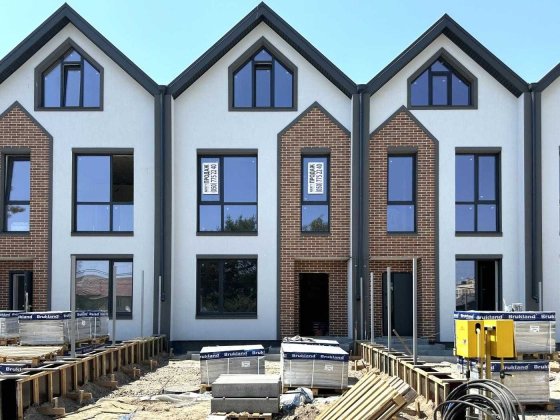Продаж готового таунхауса поруч з ЖК Чайка, 170 кв.м. Чайки