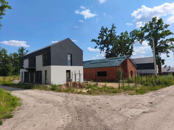 Продам дуплекс 90 кв.м в Хотові. Поряд парк Феофанія. Є-оселя Хотов