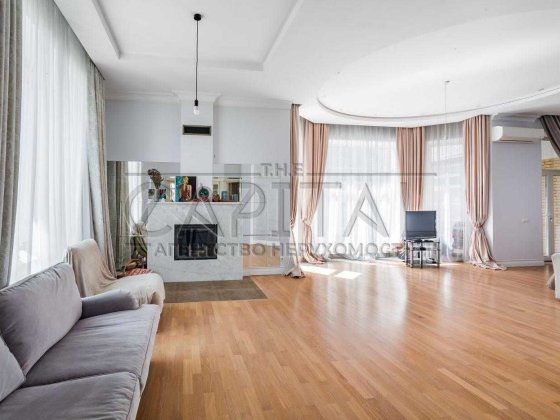 Продаж 3-поверхового будинку, 550м2, с. Хотів, Києво-Святошинський р-н Хотов