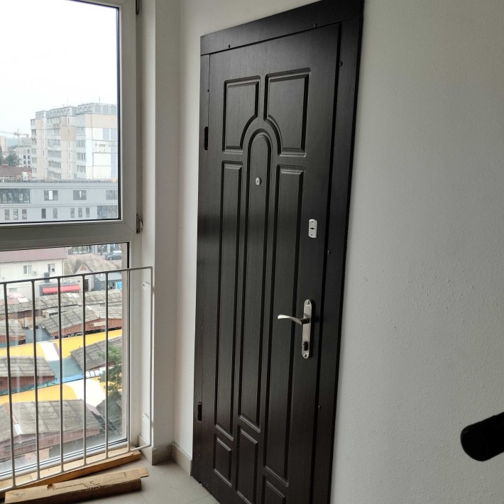 Комора (кладовка) 2,3 кв. м в центрі  в довгострокову оренду - фото 1