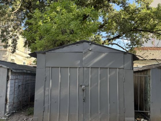 Оренда гараж,центр,біля Галактики.Кофан,Соборна,погріб, яма