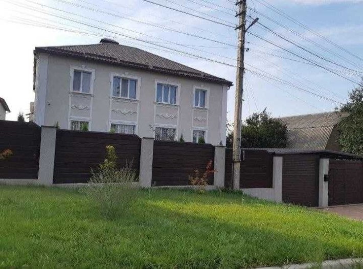 ! СПОРТЗАЛ ! Элитный, красивый дом 416 м² в районе "Новатор" - фото 1
