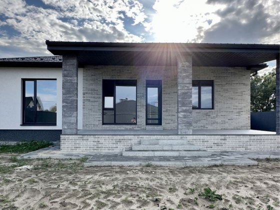 Будинок з терасою у Бучі. 143 000 $ неподалік парку Буча