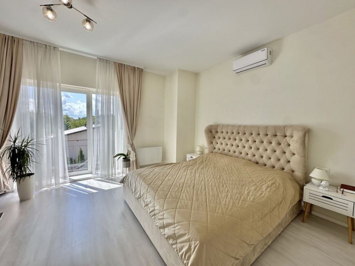 Дуплекс з ремонтом та меблями 150м2 , ділянка 3 сотки ! До Києва 8хв - фото 1