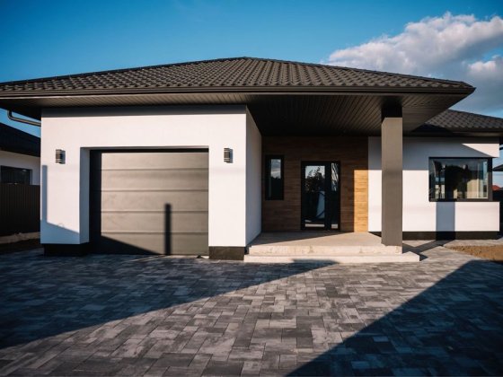 Будинок з гаражем та монолітним перекриттям в Боратині. Набережна 11 Луцк