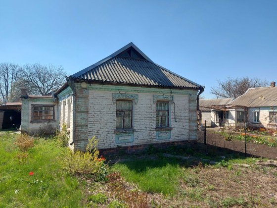 продам будинок по вул. Войкова 104 Долинська