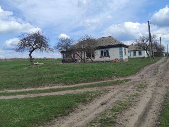 Продам домоволодіння Нова Прага