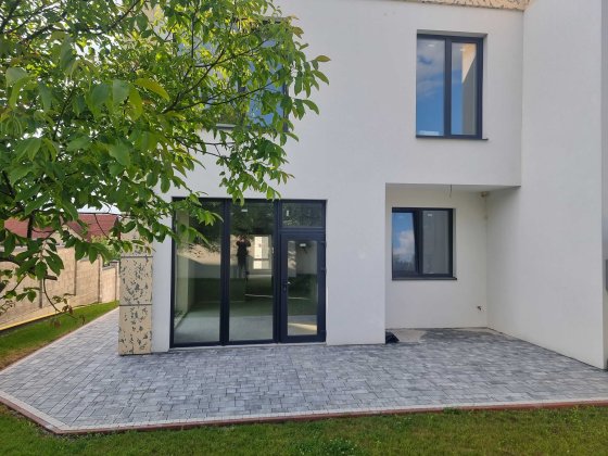 Продаж котедж 238.5 м.кв. 3.19 сот. вул. Івана Гонти 8А с. Сокільники Сокольники